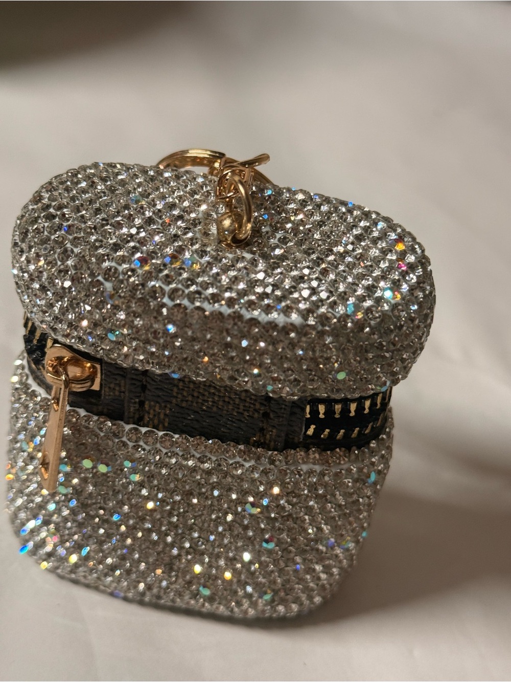 Keychain Purse charm Rhinestone Encrusted for ear pods small item Brand new